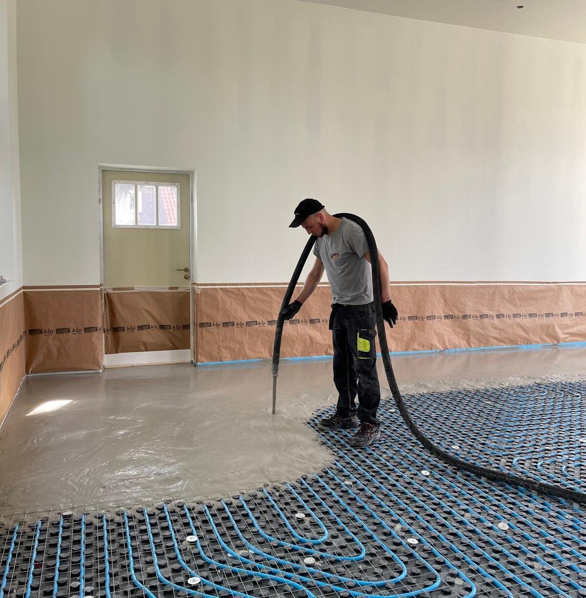 WhatsApp Image 2025-10-26 at 11.38.56 (1)